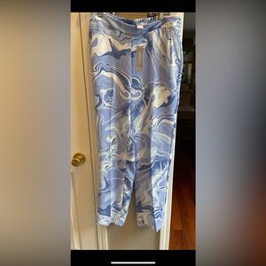 CHICO’S swirl design dress pants